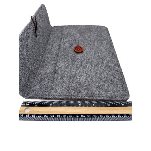 Felt Ipad/tablet Sleeve NWOT Universal 10.50 x 8.25 inches Gray Lined - Picture 12 of 12